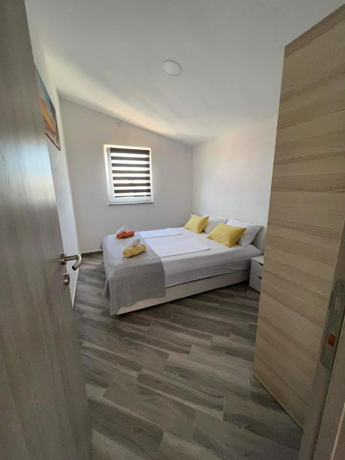 Apartment ˝Soleil˝ Vir Εξωτερικό φωτογραφία