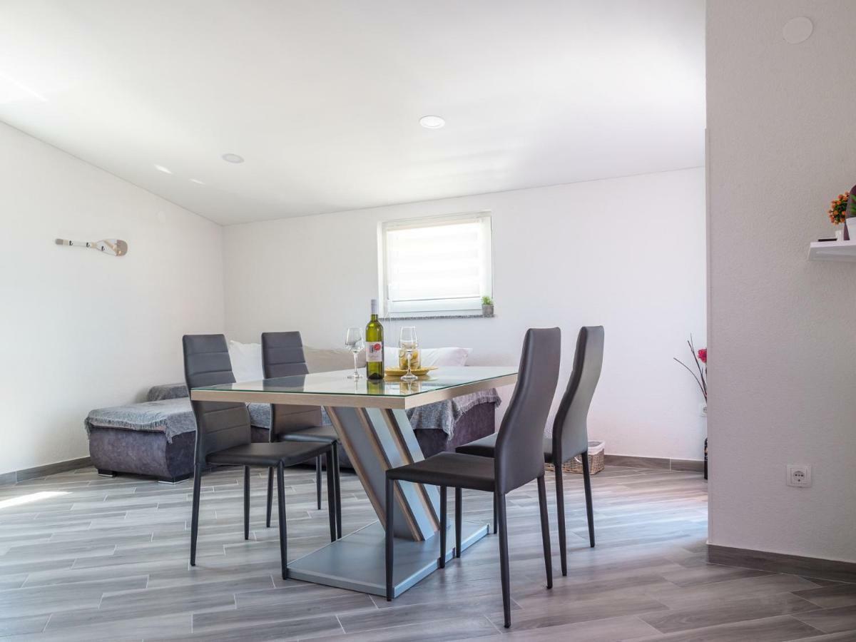 Apartment ˝Soleil˝ Vir Εξωτερικό φωτογραφία